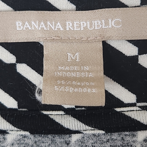 Banana Republic Gemma Printed Wrap Dress size medium - Picture 4 of 8